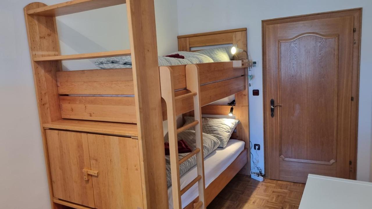 Fridas Place - Der Blick Ueber Ganz Villach - 160 M2 Ferienoase - Ganzes Haus Bis Zu 8 Personen Exterior photo