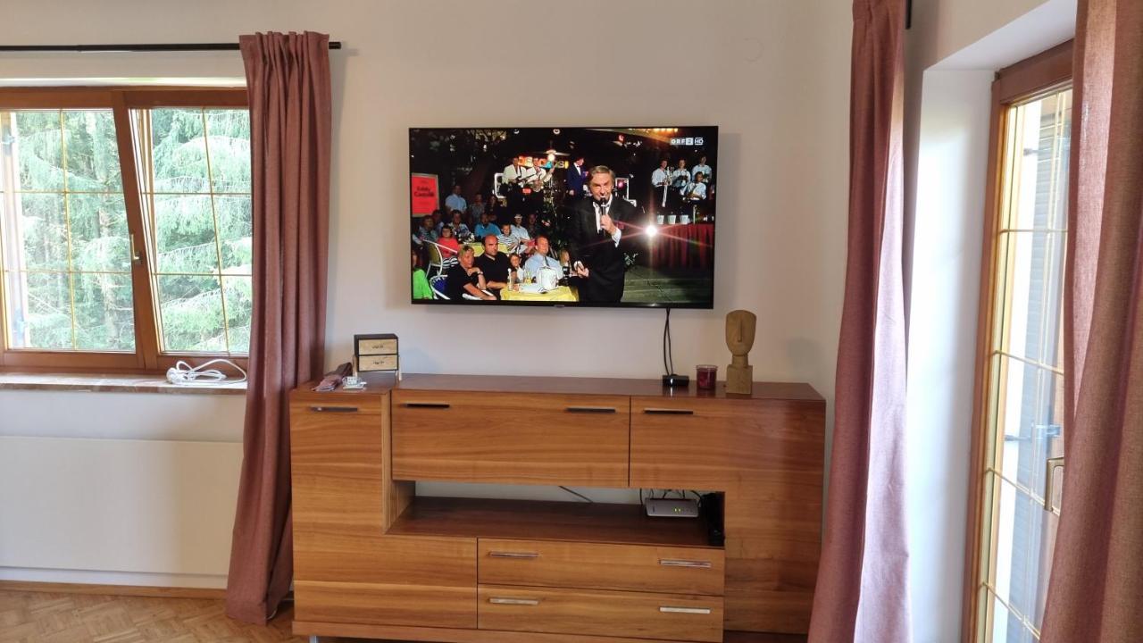 Fridas Place - Der Blick Ueber Ganz Villach - 160 M2 Ferienoase - Ganzes Haus Bis Zu 8 Personen Exterior photo