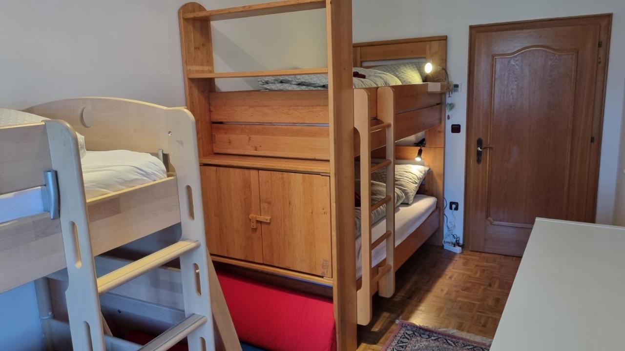 Fridas Place - Der Blick Ueber Ganz Villach - 160 M2 Ferienoase - Ganzes Haus Bis Zu 8 Personen Exterior photo